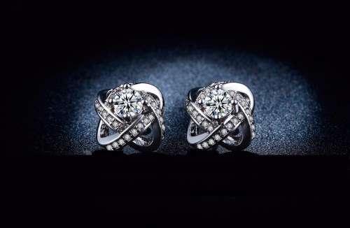 EXCELLENT! Simulated Diamond Earrings
