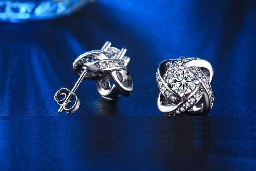 EXCELLENT! Simulated Diamond Earrings