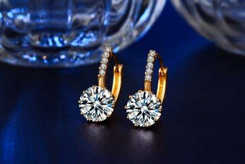MARVELOUS! Hoop Earrings With 5 Simulated Diamonds