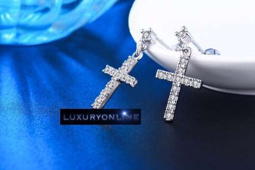 FANTASTIC! Cross Earrings With 11 0,75ct Simulated Diamonds