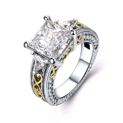 FASCINATING! Ring With 31 Simulated  Hand Crafted Diamonds 6; 7; 8 US