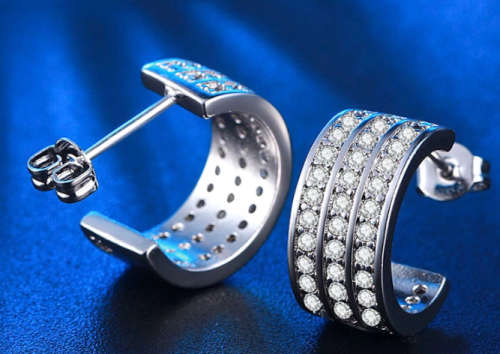 GORGEOUS!! Hoop Earrings With Simulated Diamonds