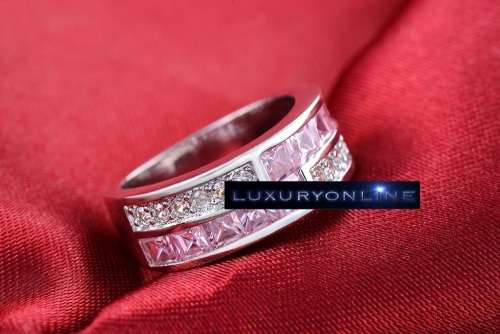 AMAZING! Ring With 12 Simulated White Diamonds And 10 Pink Simulated Diamonds Size 6; 7; 8; 9 US