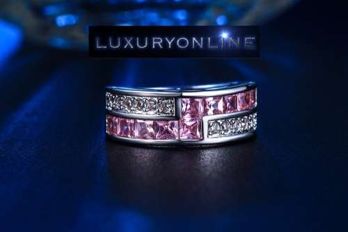 AMAZING! Ring With 12 Simulated White Diamonds And 10 Pink Simulated Diamonds Size 6; 7; 8; 9 US