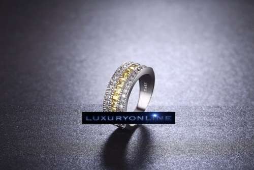 BRILLIANT! 0,75ct Simulated White Diamond And Simulated Yellow Diamond Ring Size 7 US