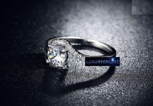 AMAZING! Hand Crafted Ring With 19 Simulated Diamonds Size 6; 7; 8; 9 US