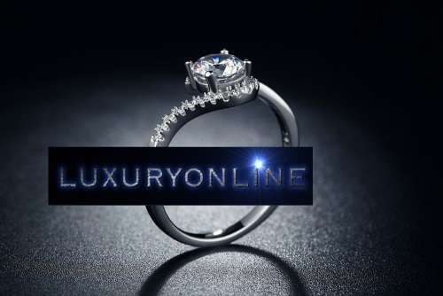 AMAZING! Hand Crafted Ring With 19 Simulated Diamonds Size 6; 7; 8; 9 US