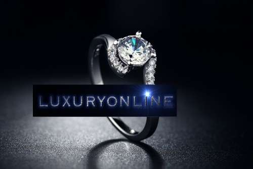 AMAZING! Hand Crafted Ring With 19 Simulated Diamonds Size 6; 7; 8; 9 US