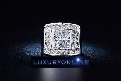 White Gold Filled Ring With 2,25ct Simulated Diamonds