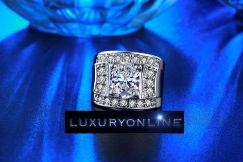 White Gold Filled Ring With 2,25ct Simulated Diamonds