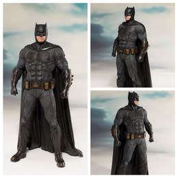 JUSTICE LEAGUE 1/10 Scale BATMAN ArtFX Figure -COLLECTOR'S ITEM