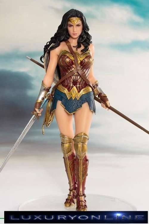JUSTICE LEAGUE 1/10 Scale WONDER WOMAN ArtFX Collectable Figure