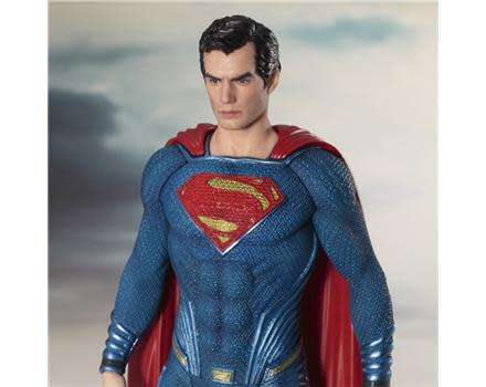 JUSTICE LEAGUE 1/10 Scale SUPERMAN ArtFX Collectable Figure