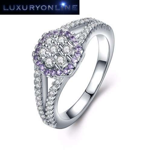 STUNNING! Ring With 1,25ct  Simulated Diamonds And Simulated Purple Diamonds Size 7 US