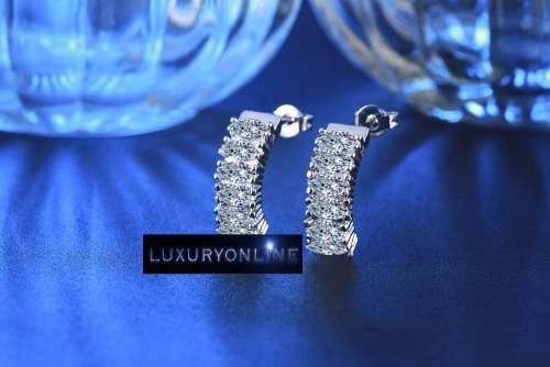 DAZZLING!  Drop  Earrings With 6 1,53ct Simulated Diamonds