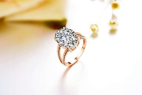 SUPURB! Tocean Ring With 2,00ct  Simulated Diamonds Size 6; 7; 8; 9 US