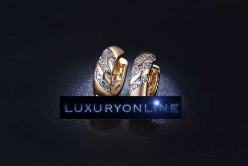 GORGEOUS! 17mm Hoop Earrings With 9 0,25ct Simulated Diamonds