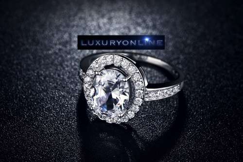 AMAZING! Ring With 32 2,00ct Hand Crafted Simulated Diamonds Size 6; 7 US