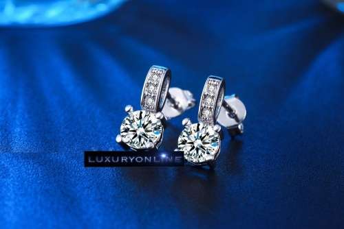 DIVINE! 1,75ct Simulated Diamond Earrings