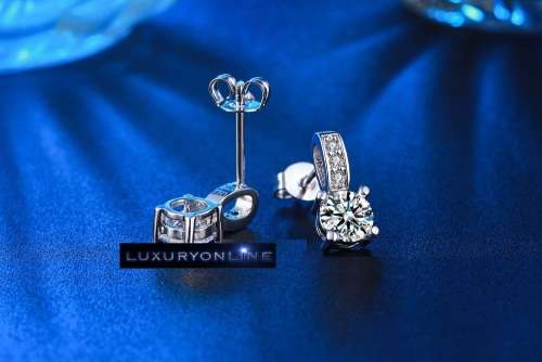 DIVINE! 1,75ct Simulated Diamond Earrings