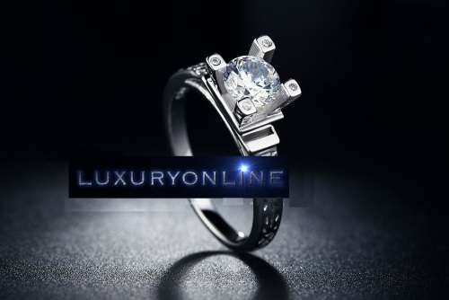 STUNNING! Eiffel Tower Ring With 1,75 Carat  Simulated Diamonds Size 6; 7  US