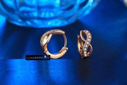 SPLENDID! Infinity Hoop Earrings With 9 0,25 Carrot Simulated Diamonds