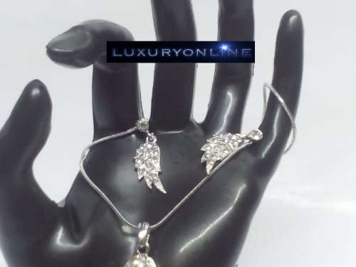 CAPTIVATING! Angel Wing And Earring Set With Simulated Diamonds