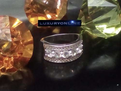 DAZZLING! Hand Crafted 0.75 Carat Simulated Diamonds Ring Size 8; 9 US