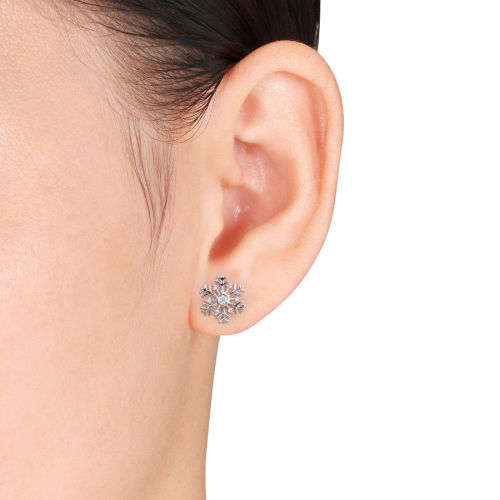 GORGEOUS! 1.25 Carat Simulated Diamond Snow Flake Stud Earrings