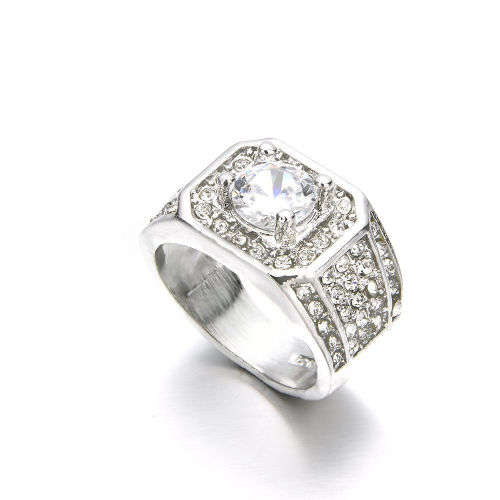 EXQUISITE! 1,75 Carat Simulated Diamond Ring Size 10 US