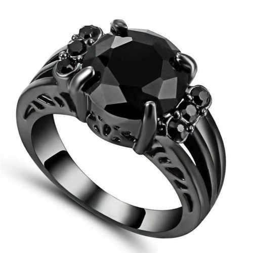 EXQUISITE! Black Gold Filled Ring With Simulated Black Diamond Size 7 US