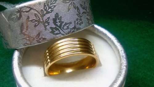 100% Pure Titanium Men's Ring Size 10 US (Gold)