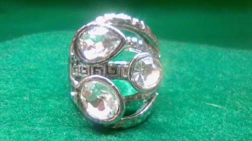 STUNNING! Ring With 3 1.75 Carrot  Simulated Diamonds Size 8 US