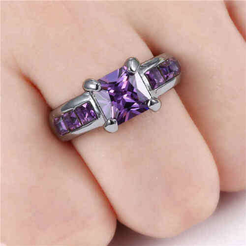 BEAUTIFUL! Ring With Simulated Amethyst Size 8 US