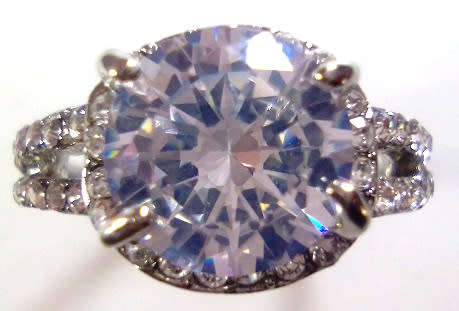 AMAZING! Ring With 1.75 Carat Simulated Diamonds Size 10 US