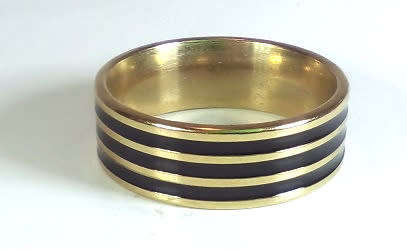 AWESOME! ! 8 mm Black & Gold 100% Titanium Ring Size 11 US/V