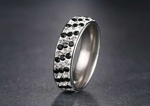 100% Titanium  6 mm  Ring With Simulated Black & White Diamonds **R 1099** Size 8; 9; 11