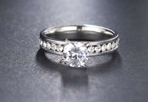 Titanium 4 mm  Princess Cut Ring With Simulated Diamonds (SILVER)**R 999** Size 9 US