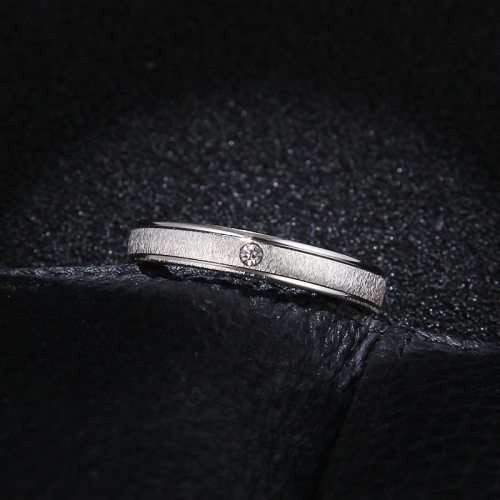 Titanium Ring With Simulated Diamond *R 599* (SILVER) Size 7 US