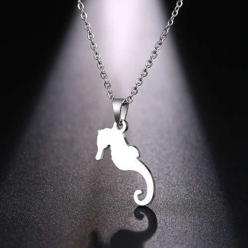 Titanium "Sea Horse" Necklace 45 cm R* 599** (SILVER)