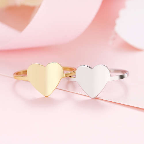 Titanium Heart  Signet Ring Size 9 US *R 599* (SILVER)