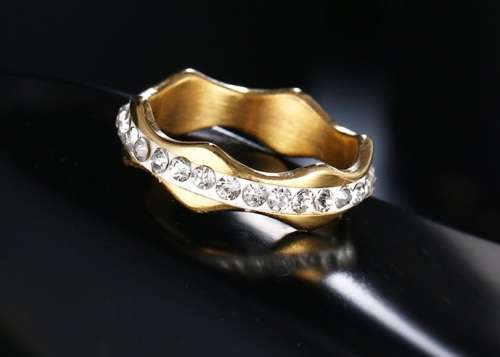 Titanium Ring With Simulated Diamonds (SILVER & GOLD)**R 799** Size 7; 9 US