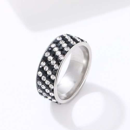 Titanium  Ring With 1.5 ct Simulated Black & White Diamonds **R 999** Size 9 US