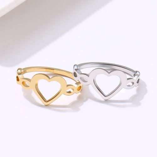 RETAIL PRICE:  R 899 Titanium Heartbeat Heart Ring Size 9  US (SILVER)