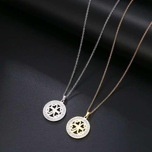 Retail Price: R 1 599 Titanium "Lucky 4-Leaf Clover" Necklace With Simulated Diamonds 45cm