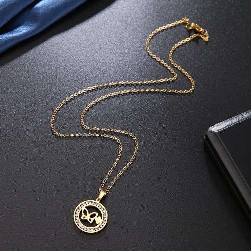 RETAIL PRICE: R 1 099 Titanium Butterfly Necklace With Simulated Diamonds 45 cm (SILVER)