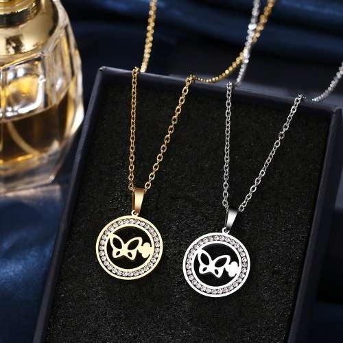 RETAIL PRICE: R 1 099 Titanium Butterfly Necklace With Simulated Diamonds 45 cm (SILVER)