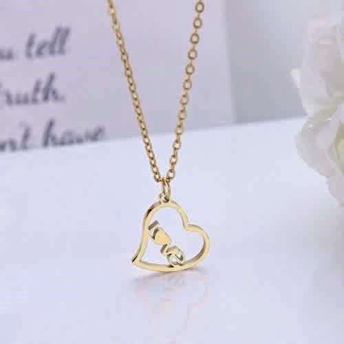 RETAIL PRICE: R 999 Titanium "Love Heart" Necklace 45 cm (SILVER ONLY)