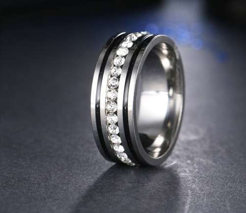 RETAIL PRICE: R 1 799 Titanium Ring 8 mm  Size 11 US (BLACK AND SILVER ONLY)