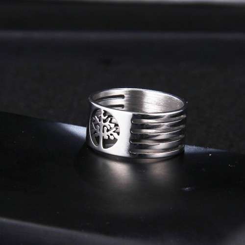 RETAIL PRICE:R 999 (NEVER FADE) Titanium "Tree Of Life" Ring Size 10 US (SILVER ONLY)